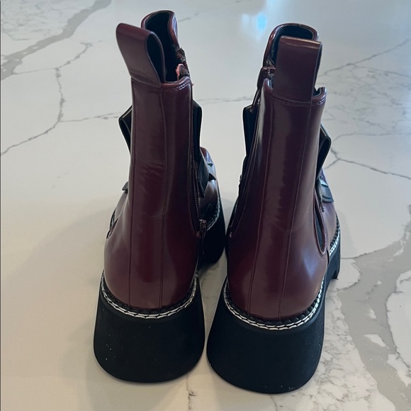 Stylish Burgundy and Black Women's Boots - Picture 3 of 8